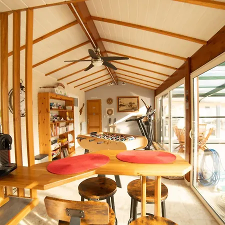 Appartement L'escale Sud Gironde - Sejour Romantique Avec Jacuzzi Privatif Et Petit-dejeuner - Piscine - Options Massage, Traiteur Et Brunch