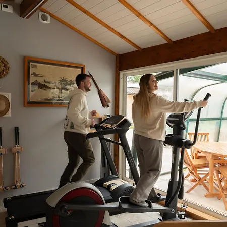 L'escale Sud Gironde - Sejour Romantique Avec Jacuzzi Privatif Et Petit-dejeuner - Piscine - Options Massage, Traiteur Et Brunch Appartement