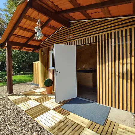Appartement L'escale Sud Gironde - Sejour Romantique Avec Jacuzzi Privatif Et Petit-dejeuner - Piscine - Options Massage, Traiteur Et Brunch Pompejac