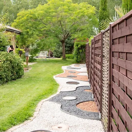L'escale Sud Gironde - Sejour Romantique Avec Jacuzzi Privatif Et Petit-dejeuner - Piscine - Options Massage, Traiteur Et Brunch Appartement